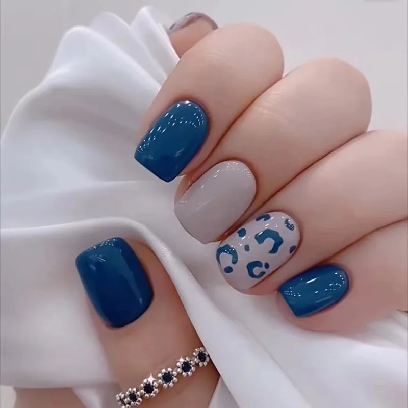 Nail Art Simple - 24pcs Blue Short Square Press on